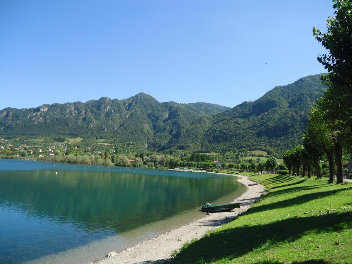 Casa Carla, Bis 4 Personen, Garten, Balkon Mit Blick Auf Den See Und Die Berge Crone Eksteriør bilde